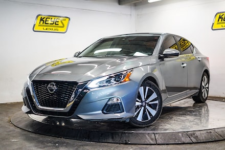 2022 Nissan Altima 2.5 SV Sedan