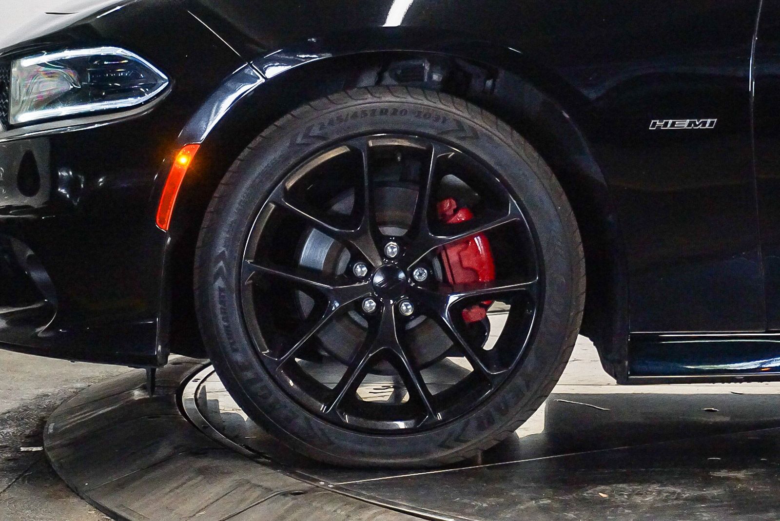 Thumbnail: 2019 Dodge Charger - 9