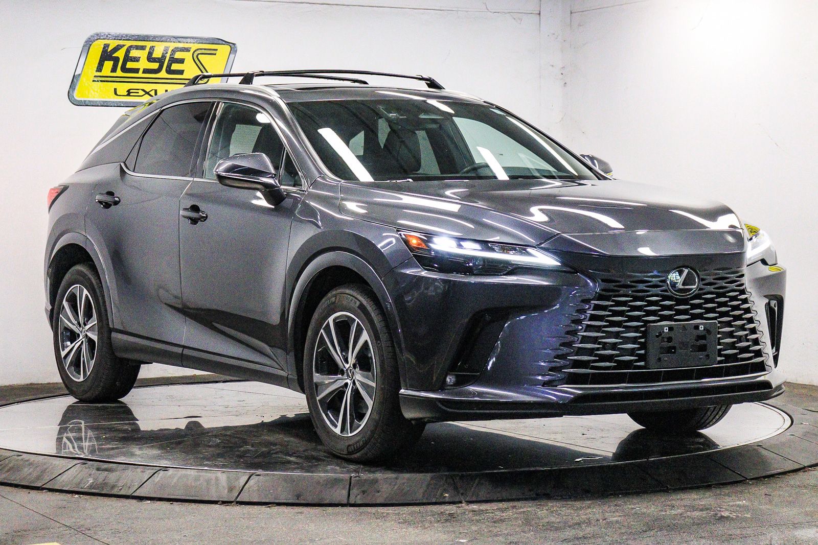Thumbnail: 2025 Lexus RX - 4