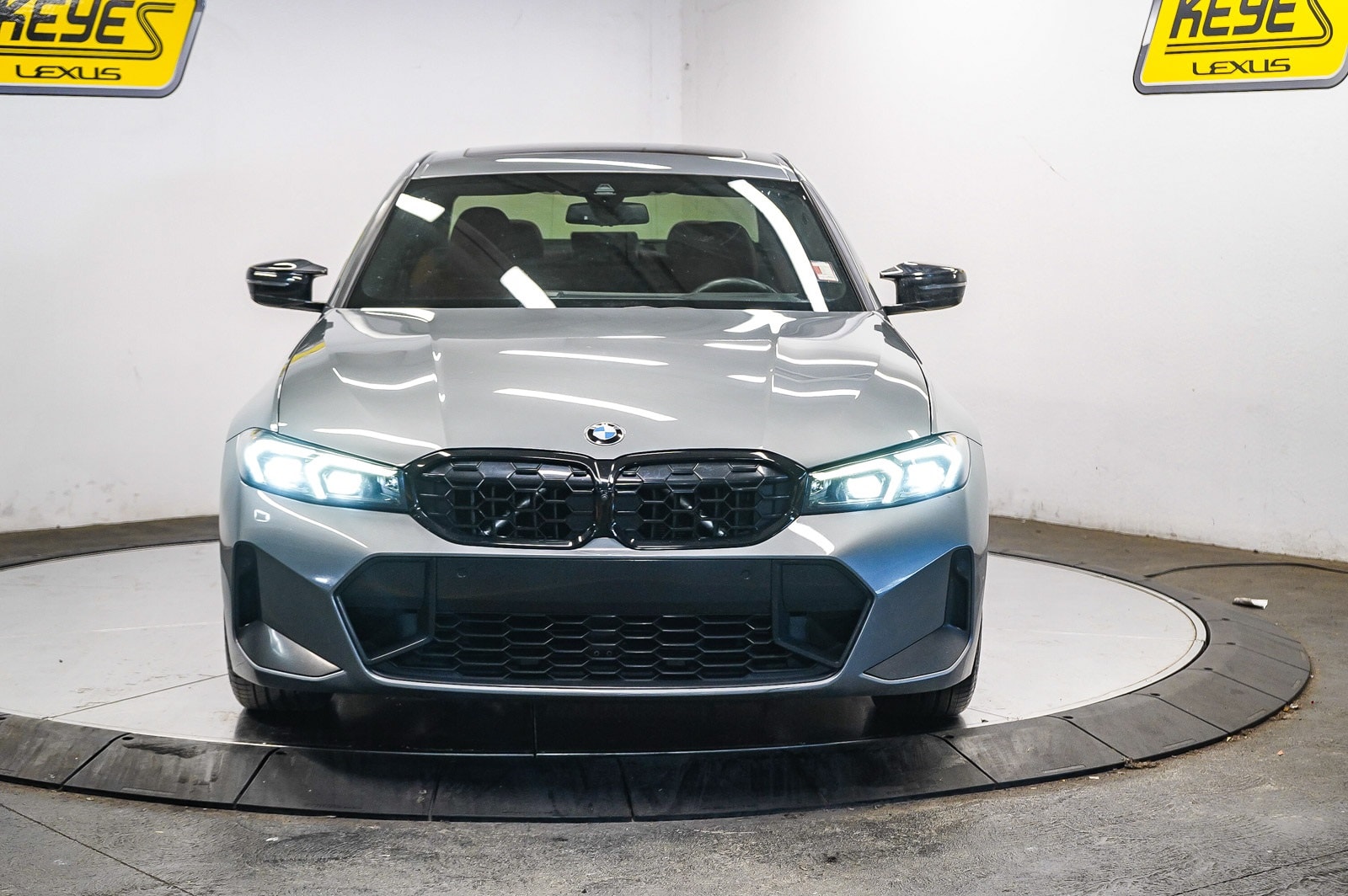 Thumbnail: 2023 BMW 3 Series - 6