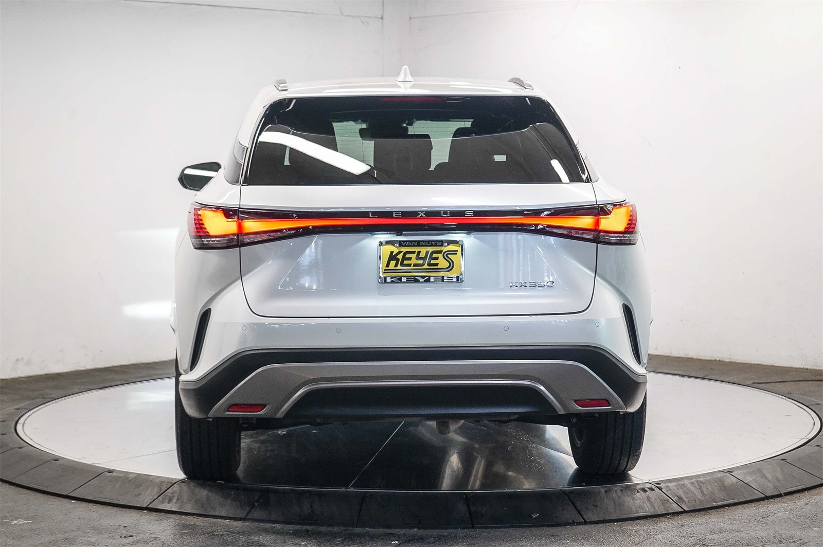 Thumbnail: 2024 Lexus RX - 3