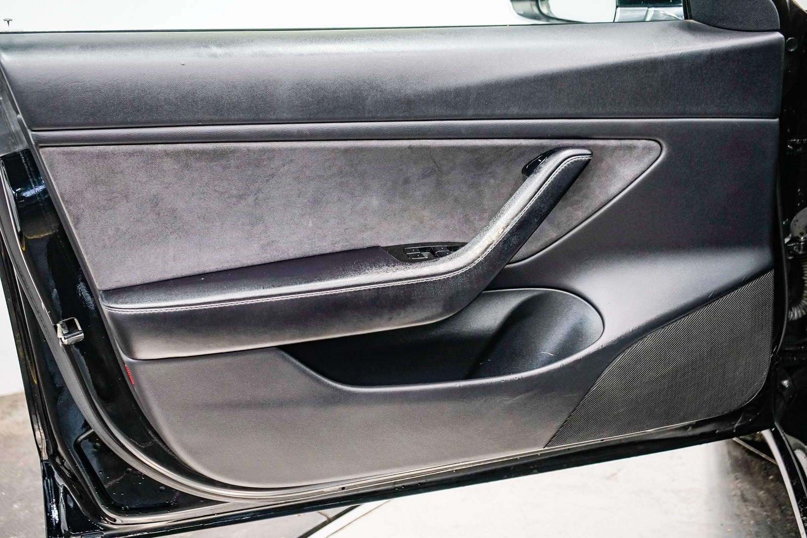 Thumbnail: 2018 Tesla Model 3 - 19