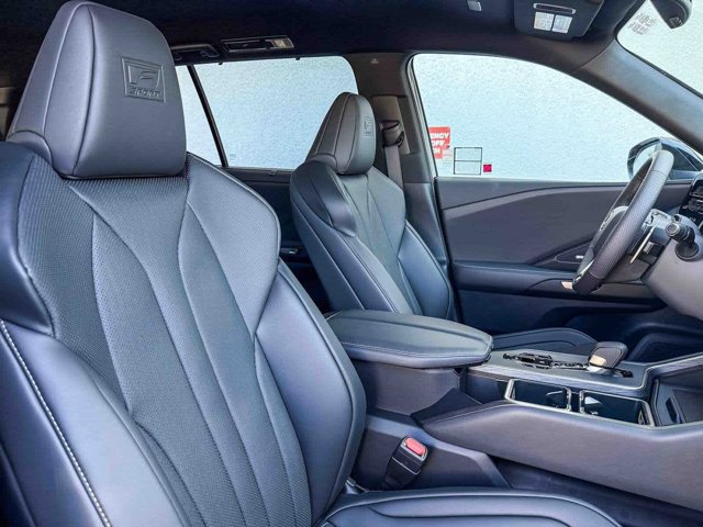 Thumbnail: 2026 Lexus TX - 16