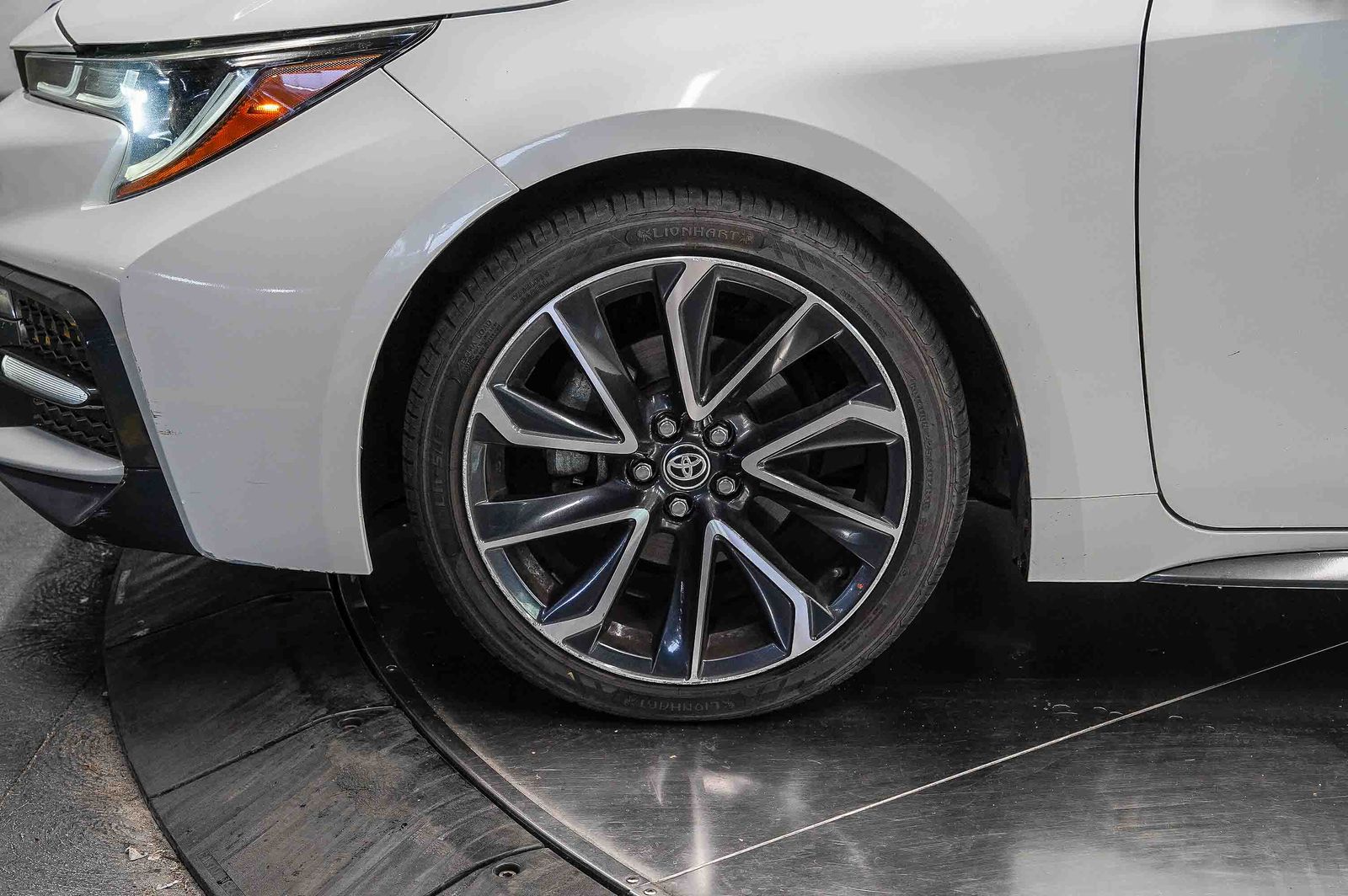 Thumbnail: 2020 Toyota Corolla - 8