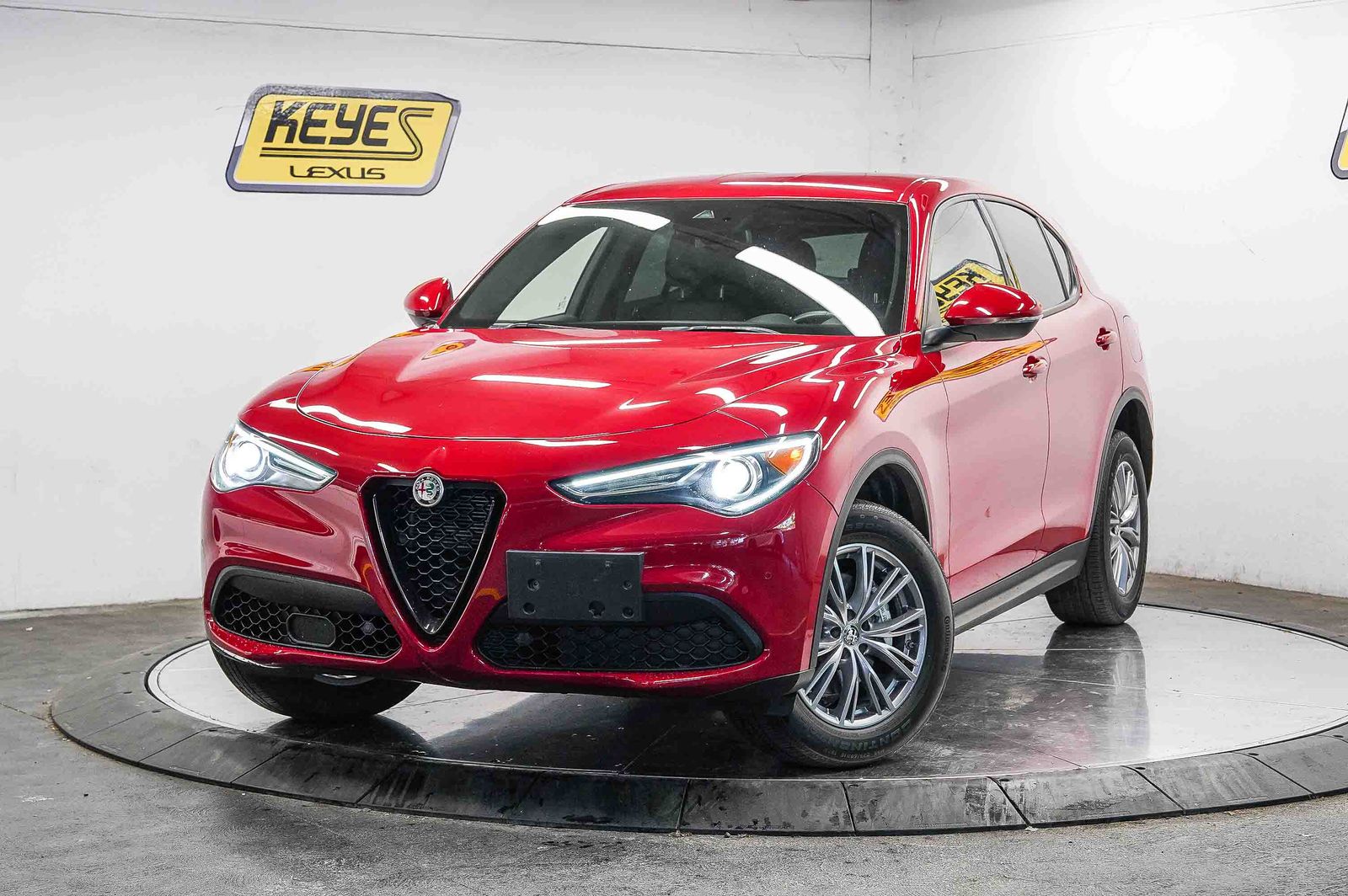2023 Alfa Romeo Stelvio Sprint RWD's photo