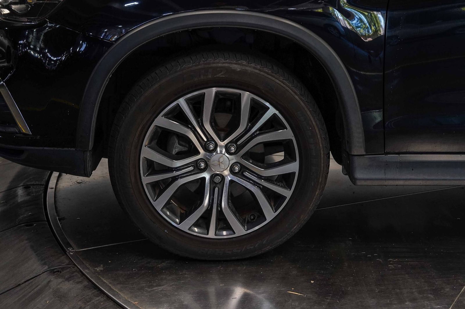 Thumbnail: 2018 Mitsubishi Outlander Sport - 9