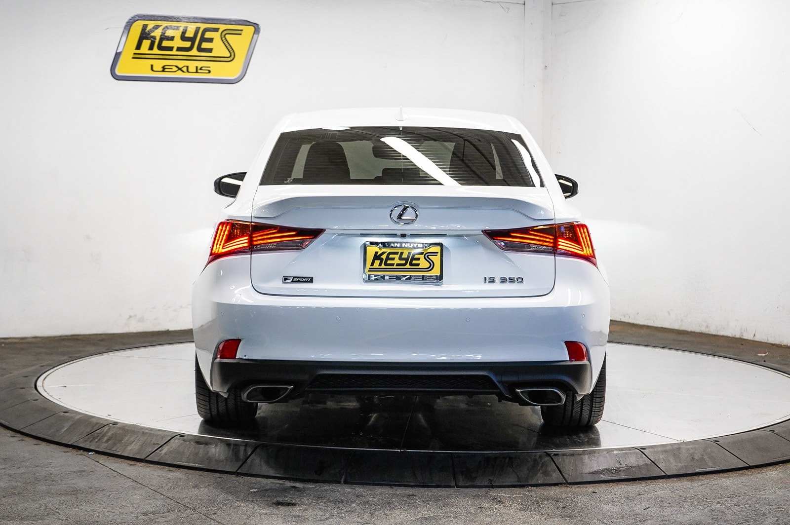 Thumbnail: 2020 Lexus IS - 3