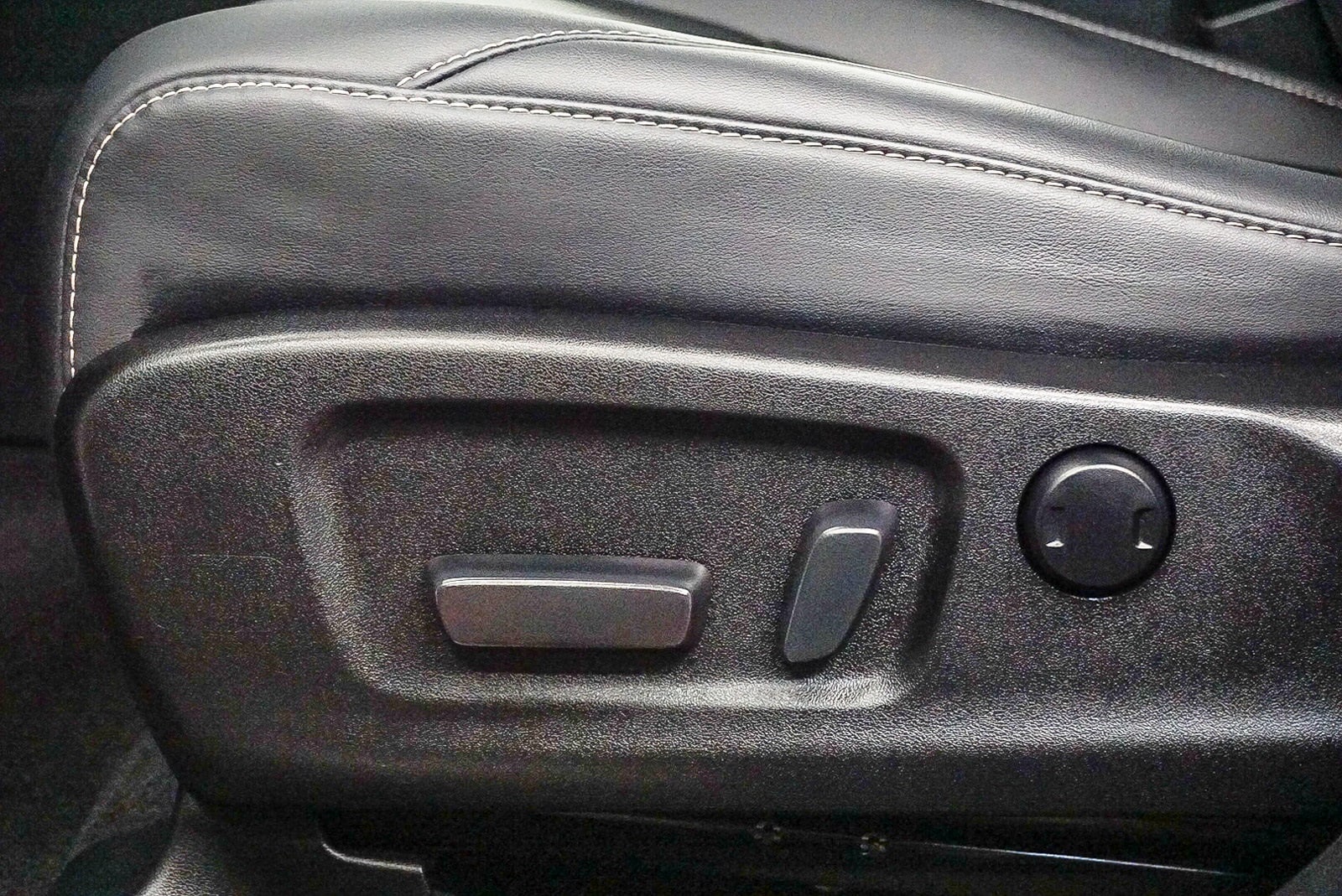 Thumbnail: 2022 Lexus RX - 21