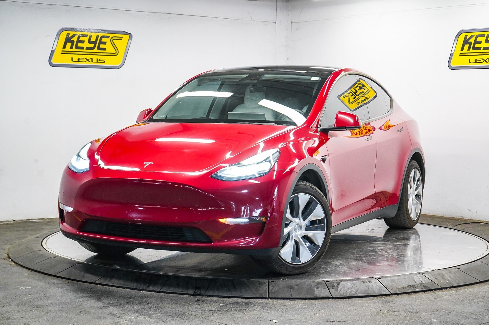 2022 Tesla Model Y Long Range -
                  Van Nuys, CA