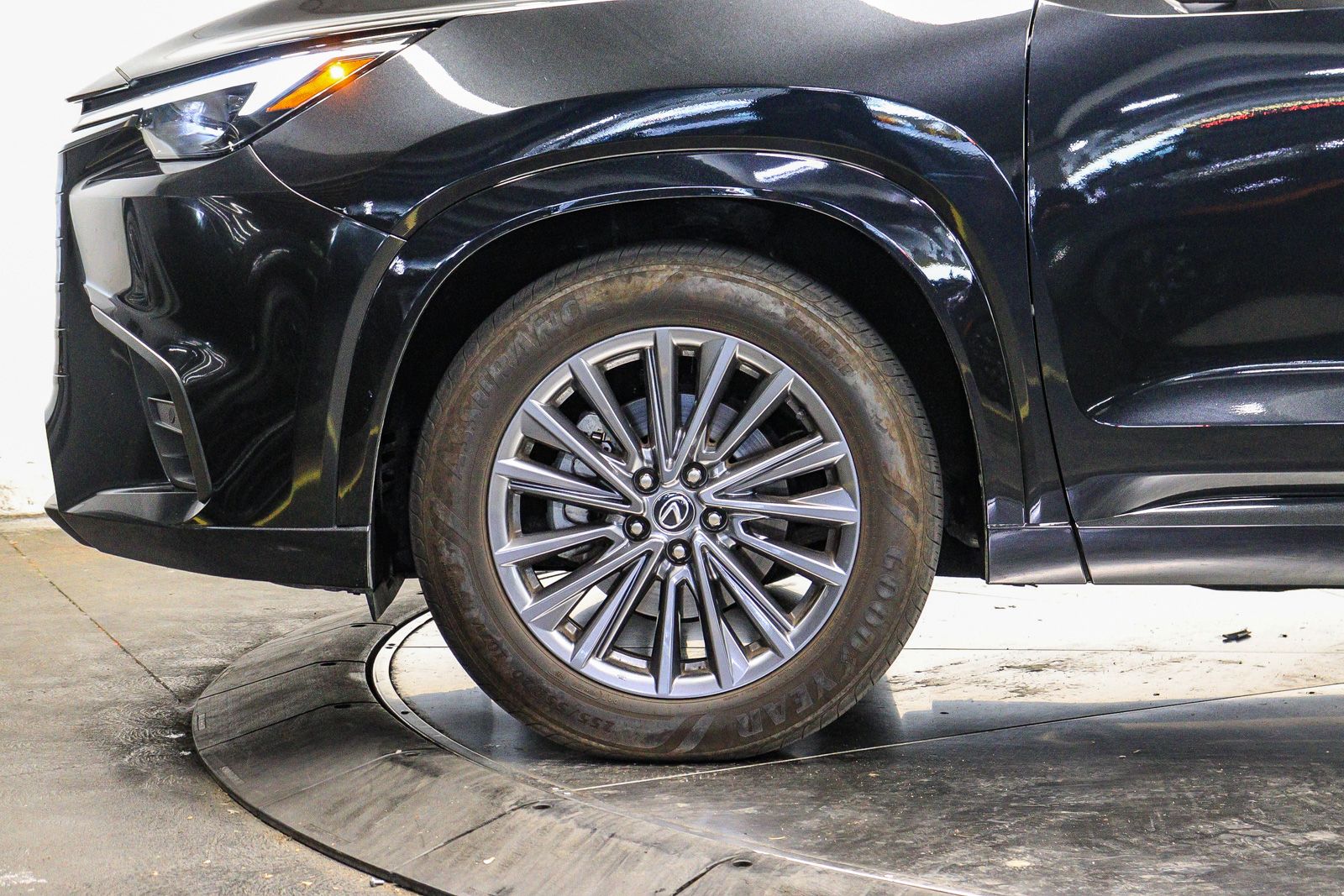 Thumbnail: 2025 Lexus TX - 8
