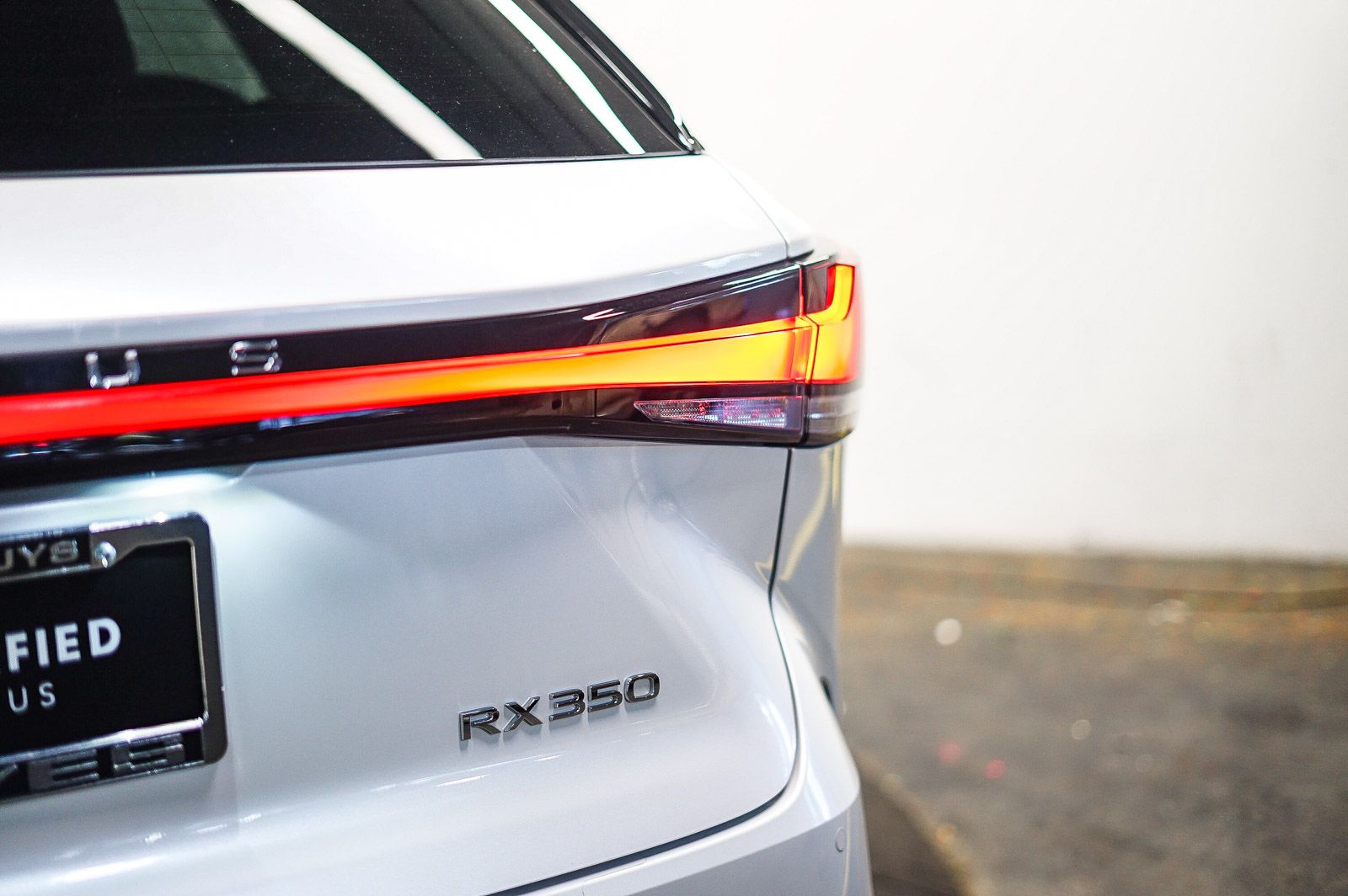 Thumbnail: 2024 Lexus RX - 10