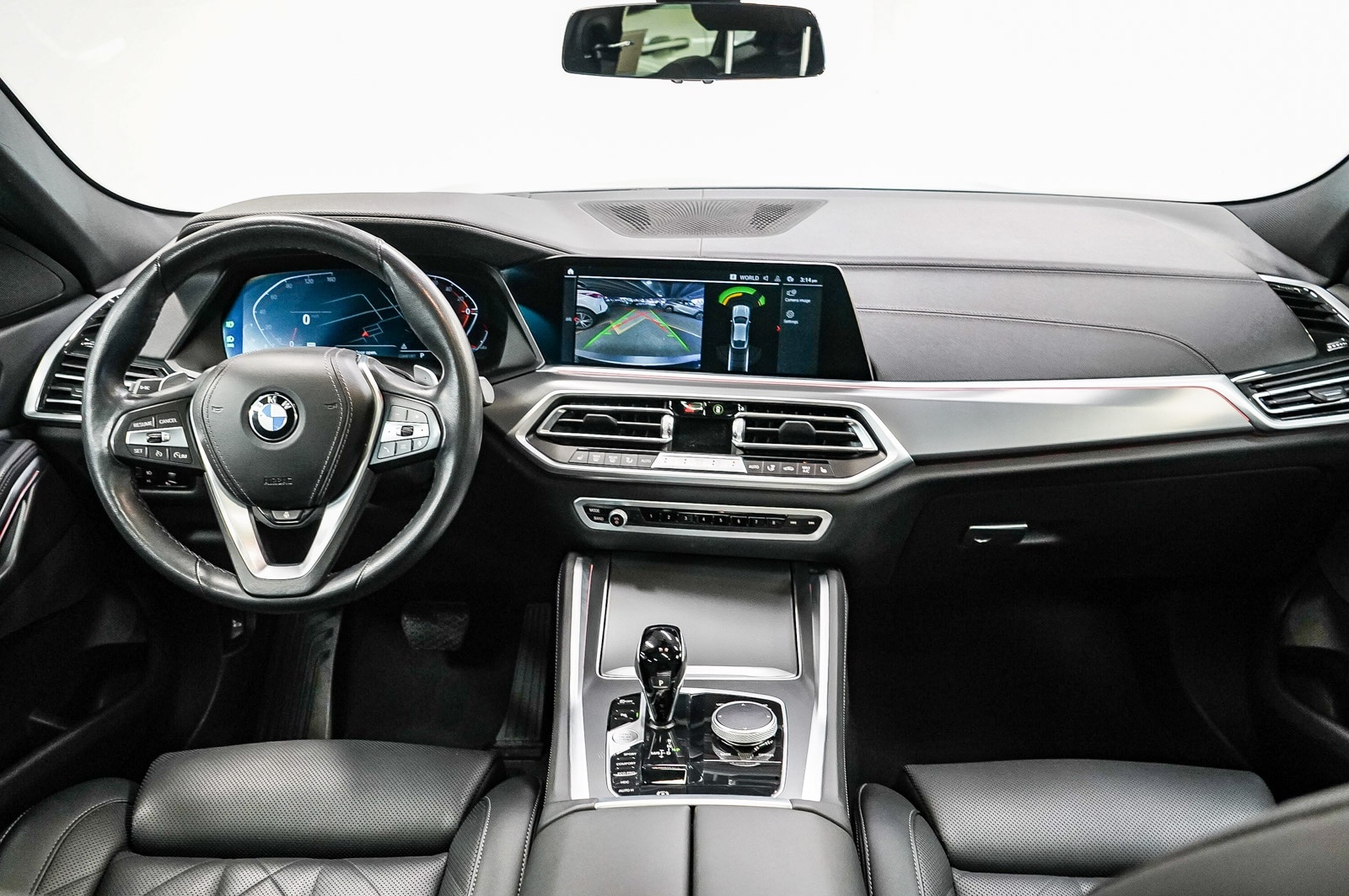 Thumbnail: 2023 BMW X6 - 12