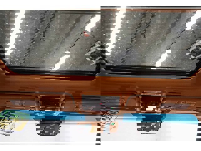 Thumbnail: 2025 Lexus ES - 18