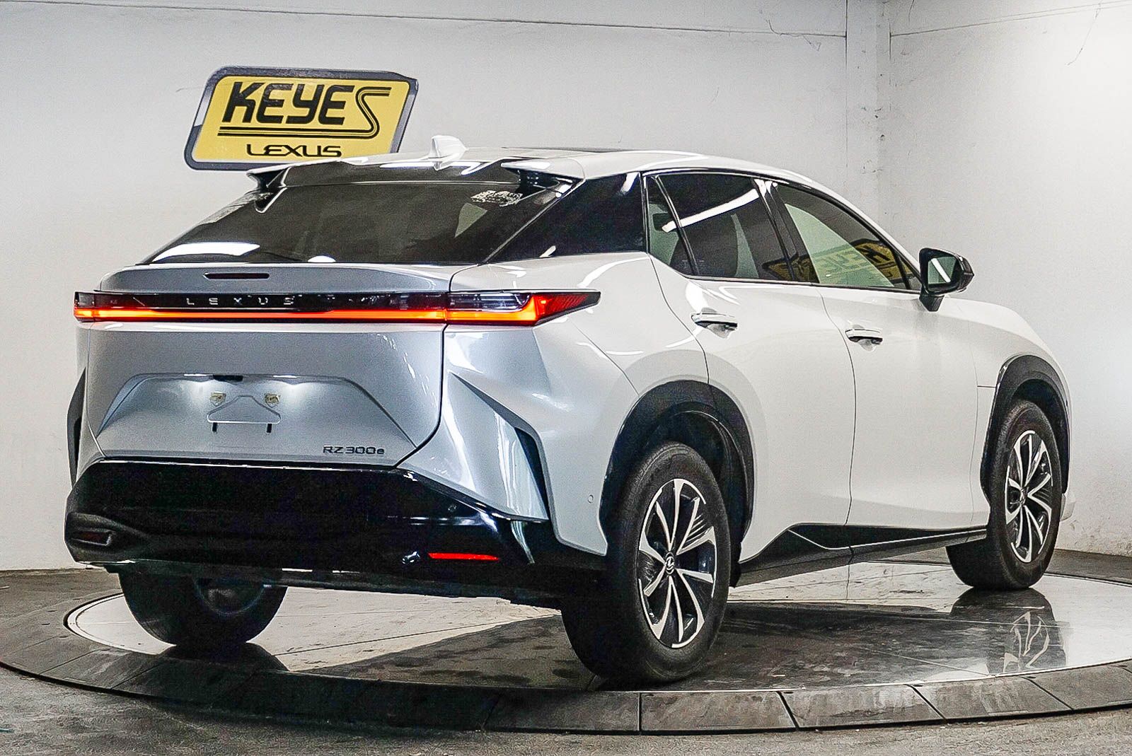 Thumbnail: 2024 Lexus RZ - 4