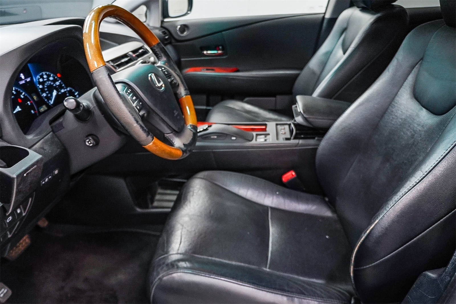 Thumbnail: 2011 Lexus RX - 17