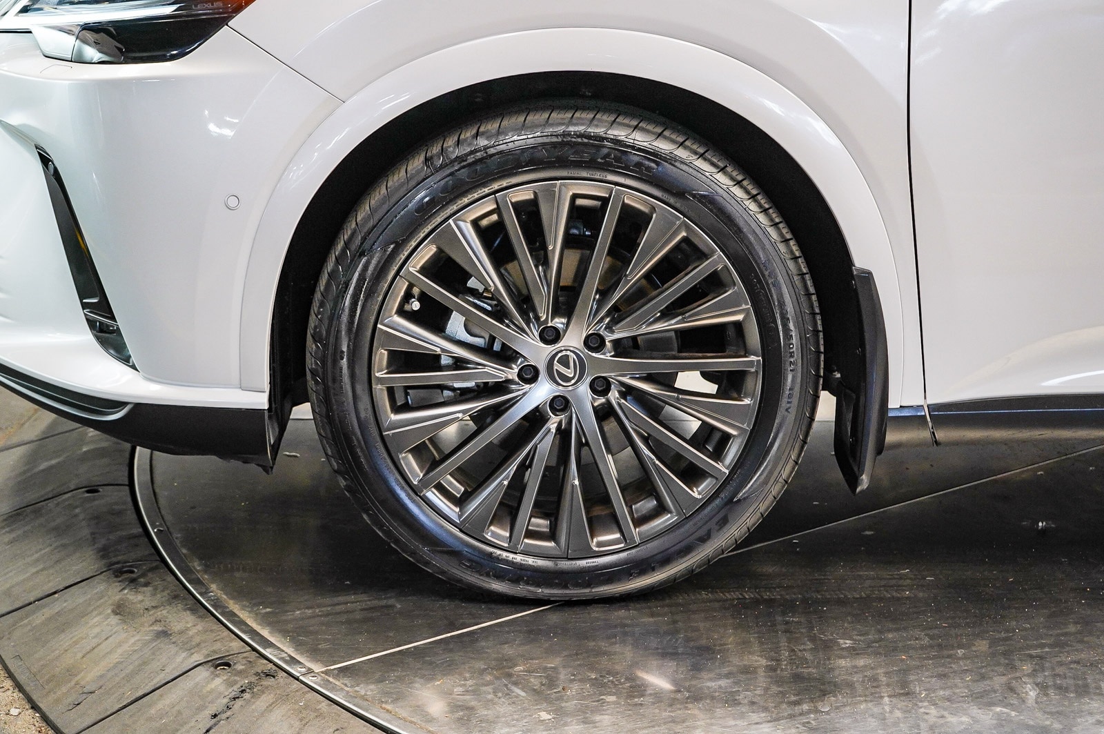 Thumbnail: 2025 Lexus RX - 9