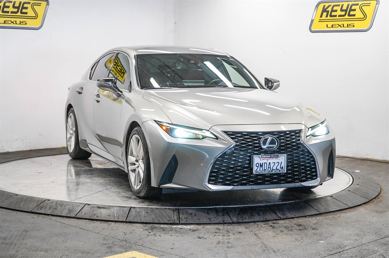 Thumbnail: 2021 Lexus IS - 5