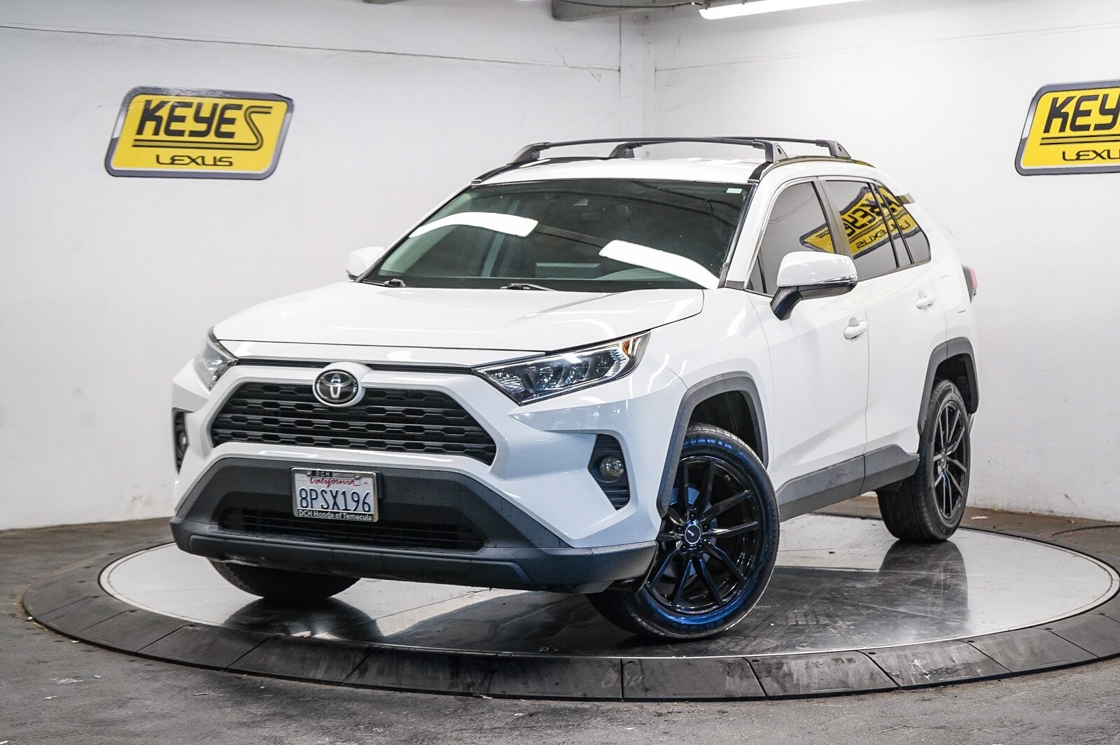 Thumbnail: 2020 Toyota RAV4 - 1