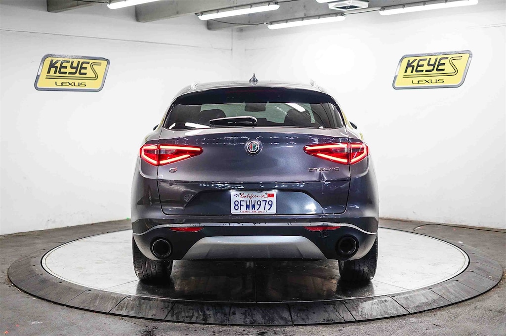 Used 2018 Alfa Romeo Stelvio SUV