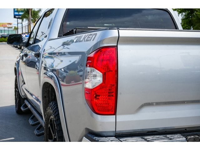 2017 Toyota Tundra SR5 11