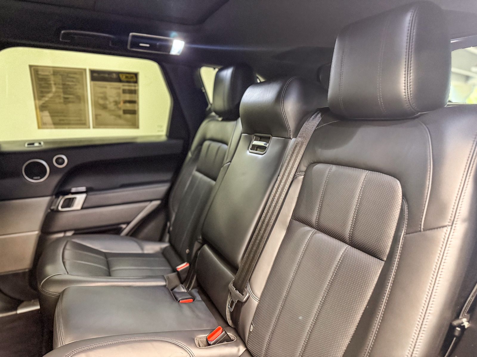 Thumbnail: 2022 Land Rover Range Rover Sport - 20