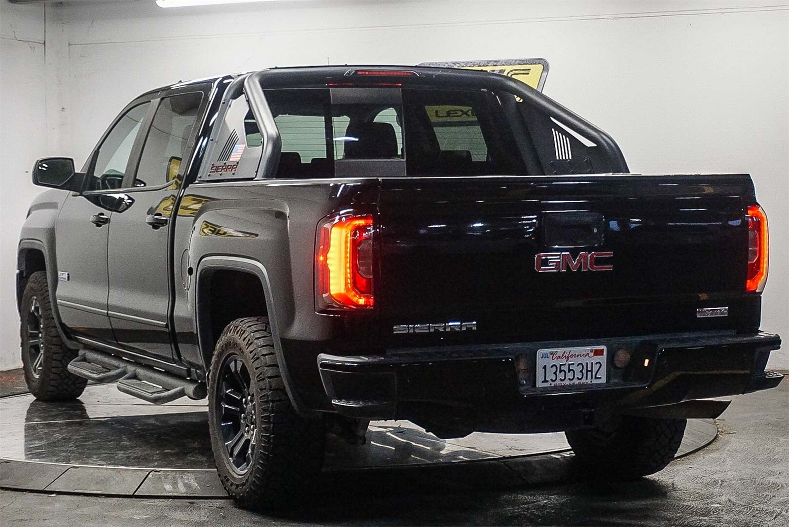 Thumbnail: 2017 GMC Sierra 1500 - 7