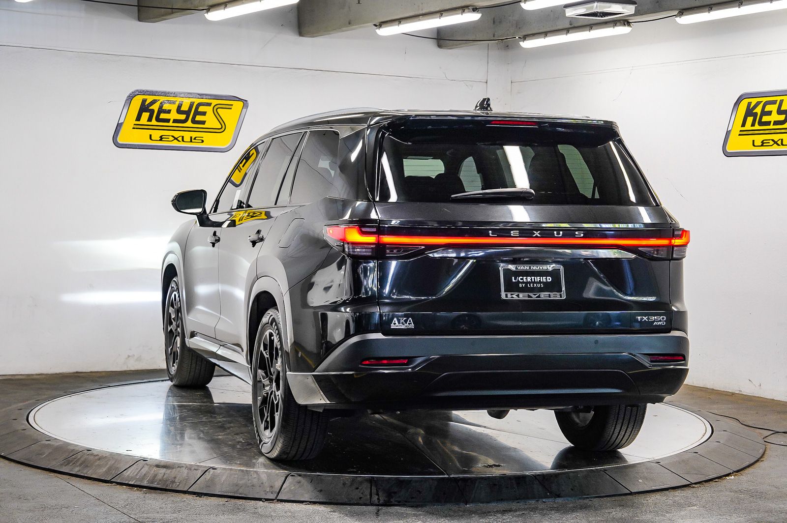 Thumbnail: 2024 Lexus TX - 2