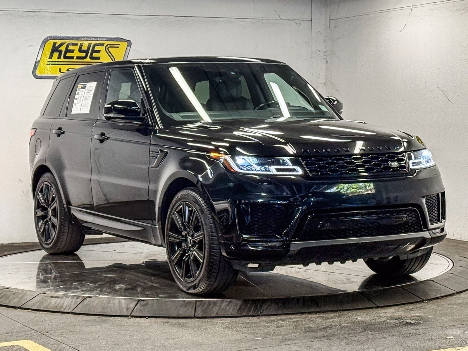 Thumbnail: 2022 Land Rover Range Rover Sport - 5