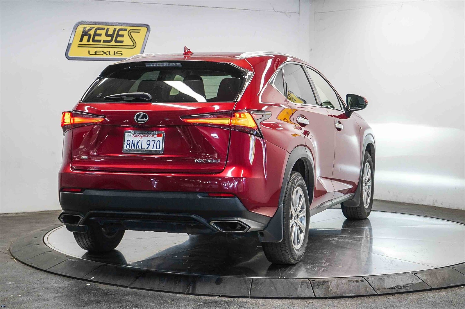 2020 Lexus NX 300 photo 4