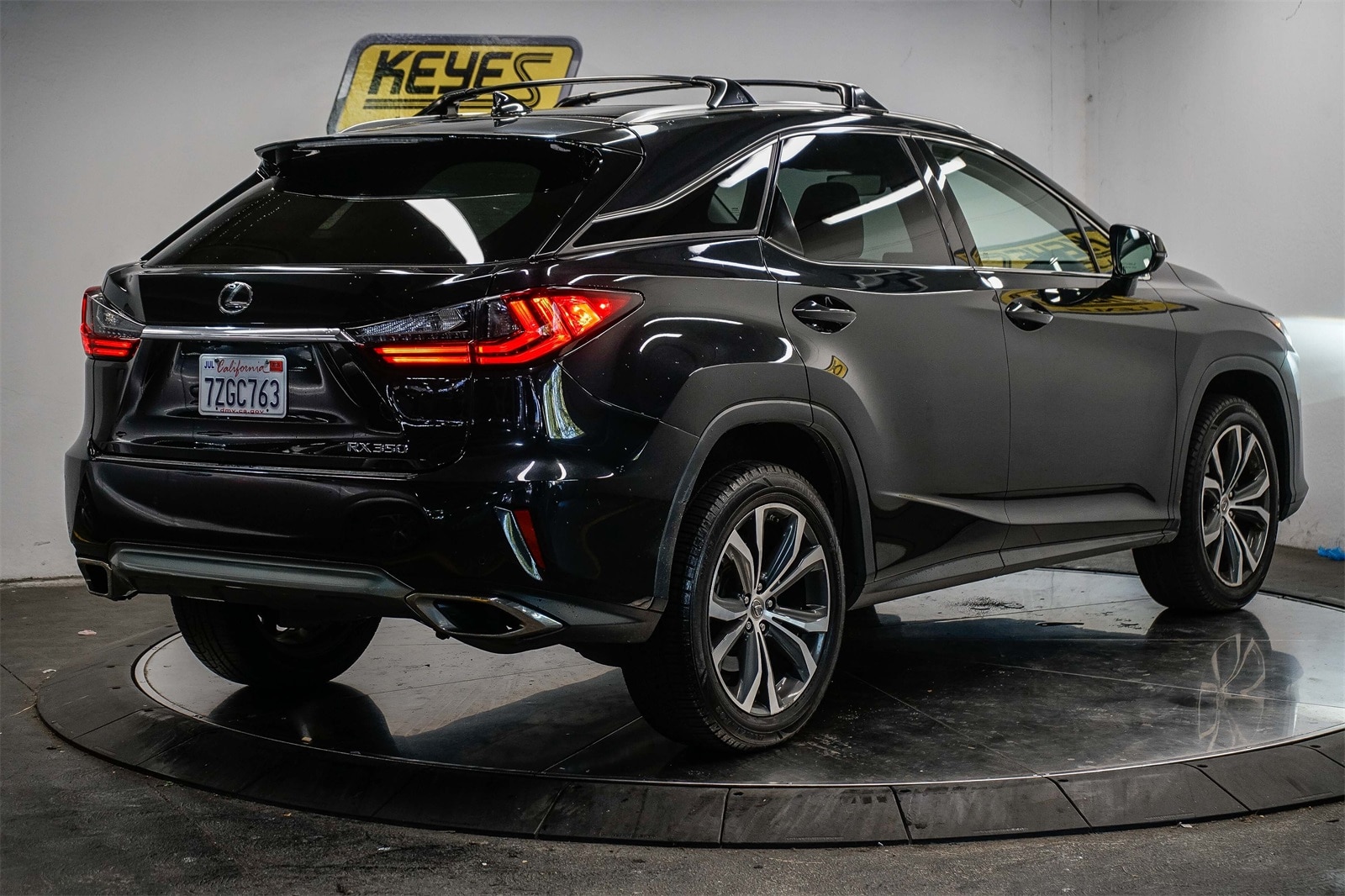 Thumbnail: 2017 Lexus RX - 4