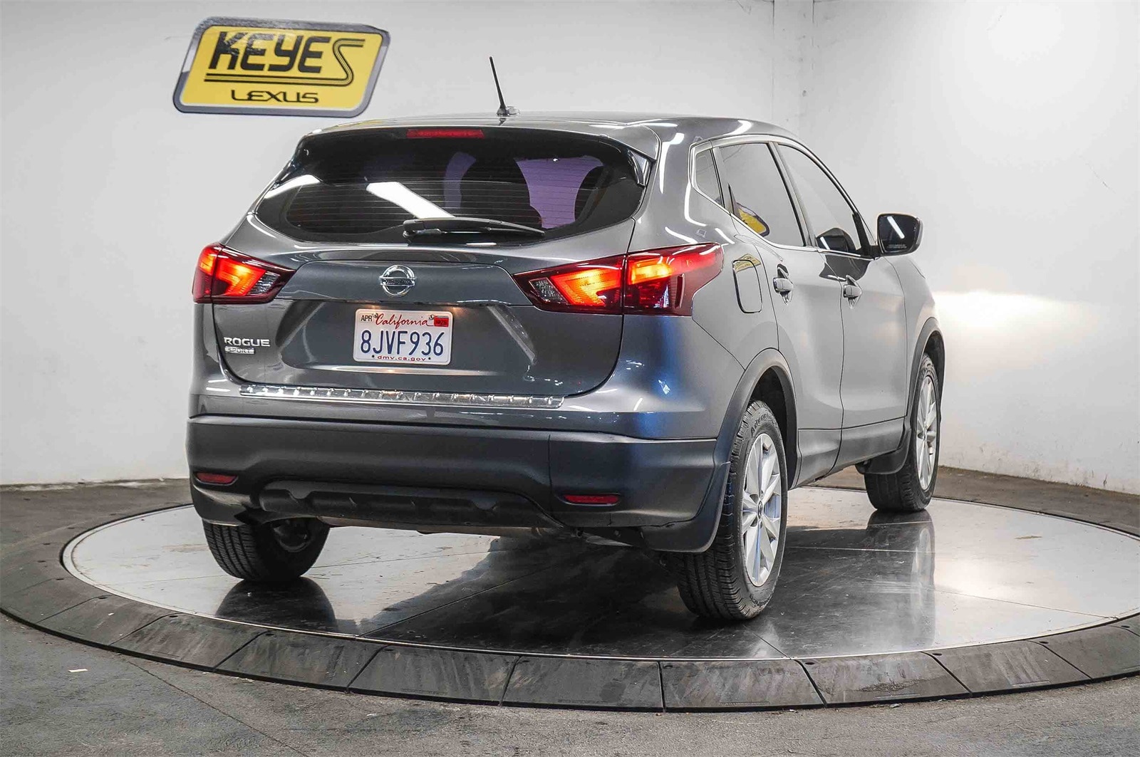 Thumbnail: 2019 Nissan Rogue Sport - 4