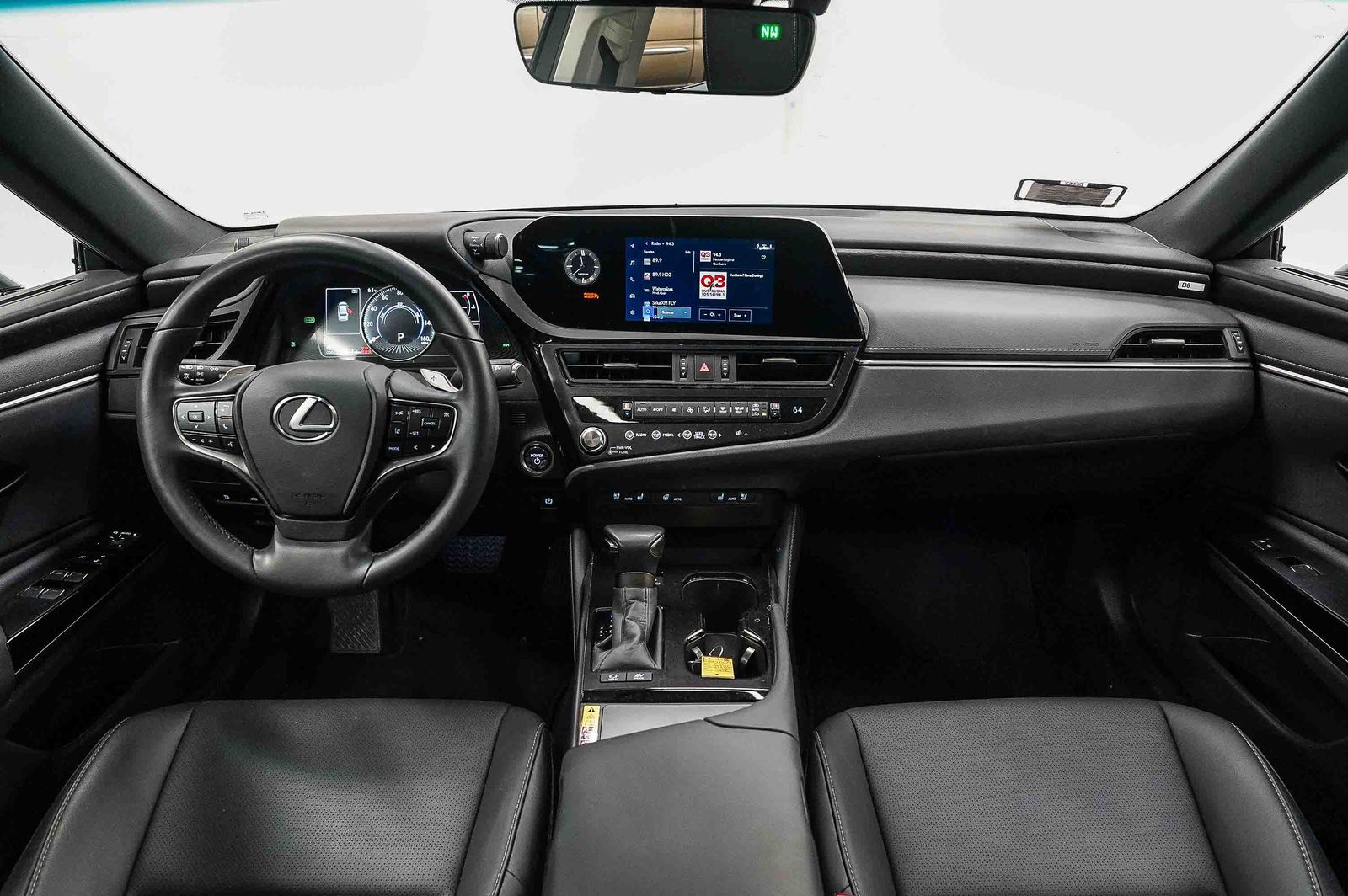 Thumbnail: 2025 Lexus ES - 12