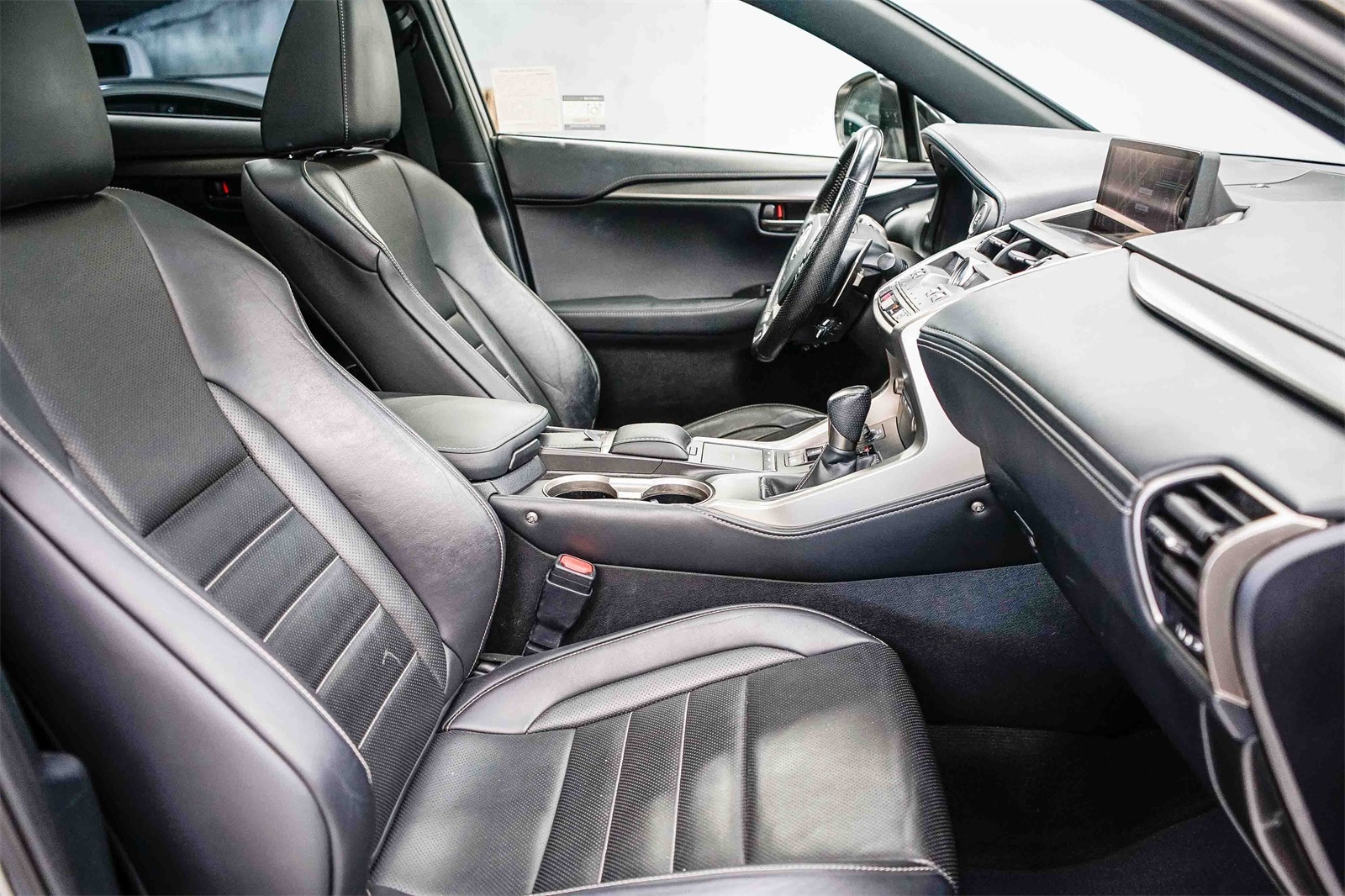 Thumbnail: 2018 Lexus NX - 16