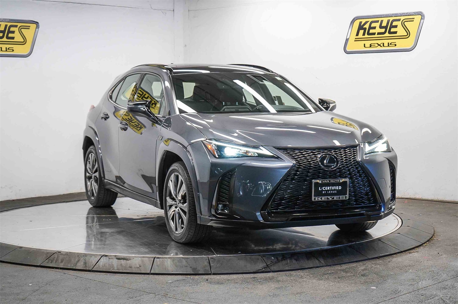 Thumbnail: 2024 Lexus UX - 5