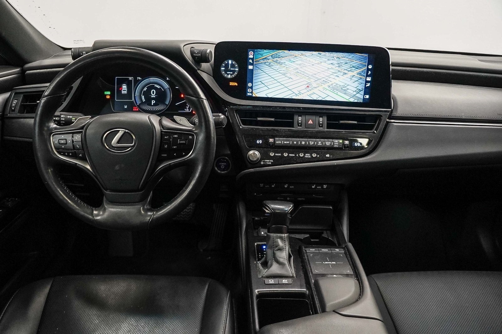 Thumbnail: 2022 Lexus ES - 12