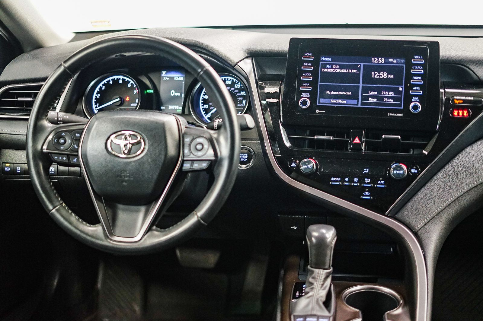 Thumbnail: 2023 Toyota Camry - 11