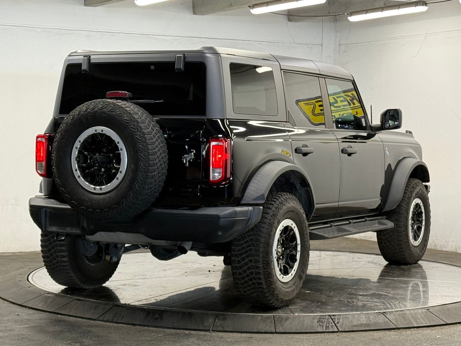 Thumbnail: 2023 Ford Bronco - 5
