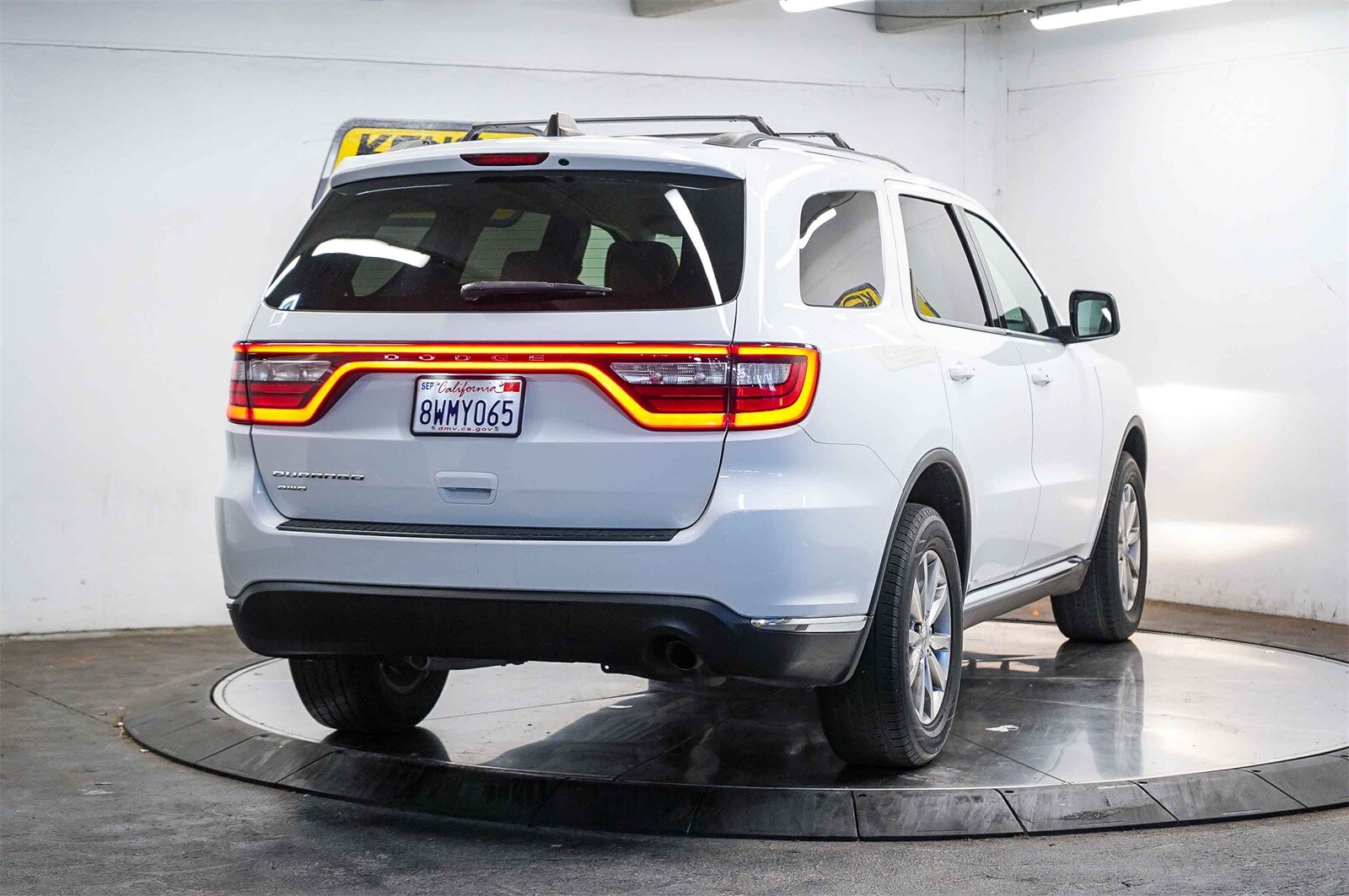 2016 Dodge Durango SXT photo 3