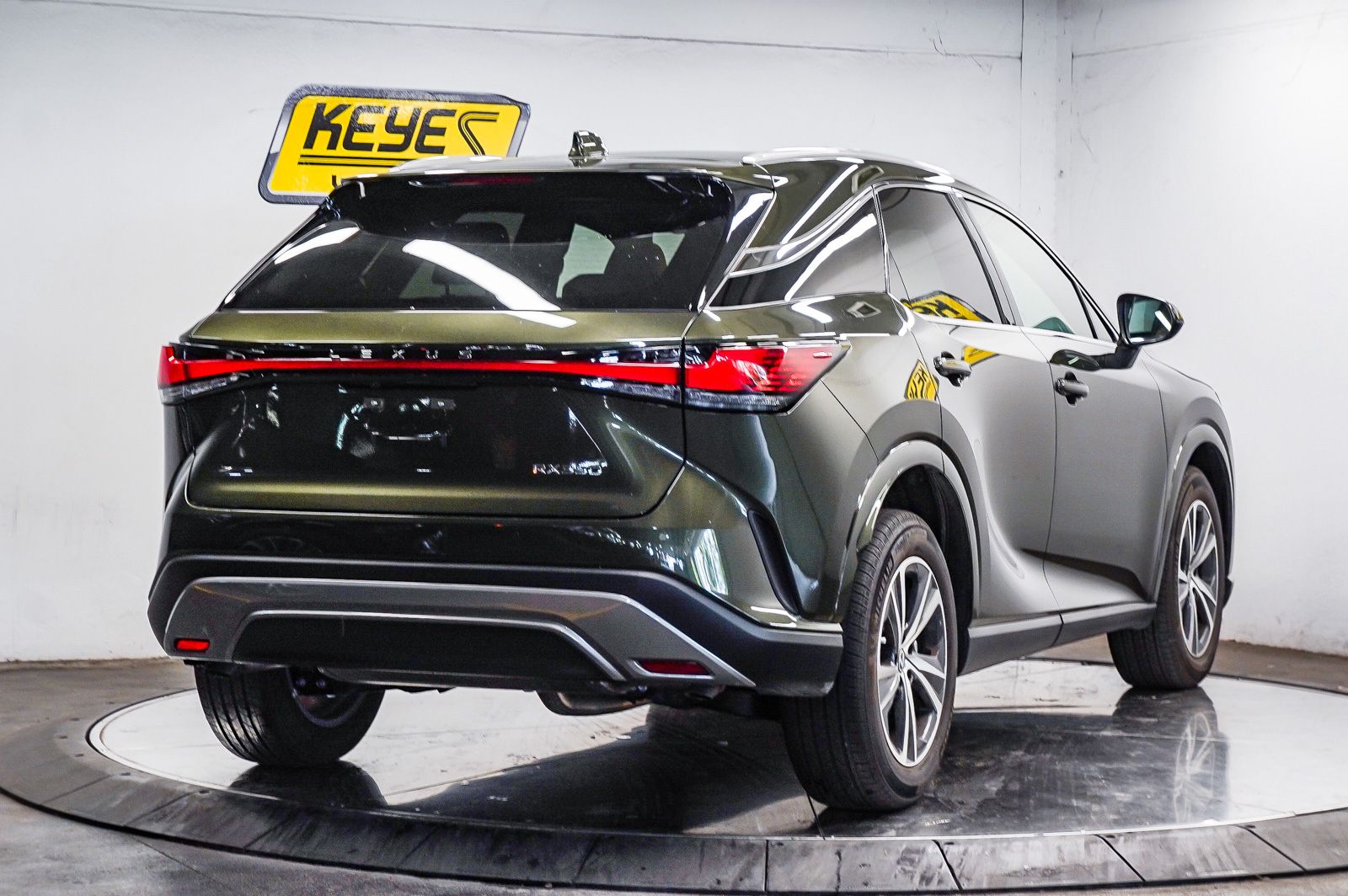 Thumbnail: 2026 Lexus RX - 3