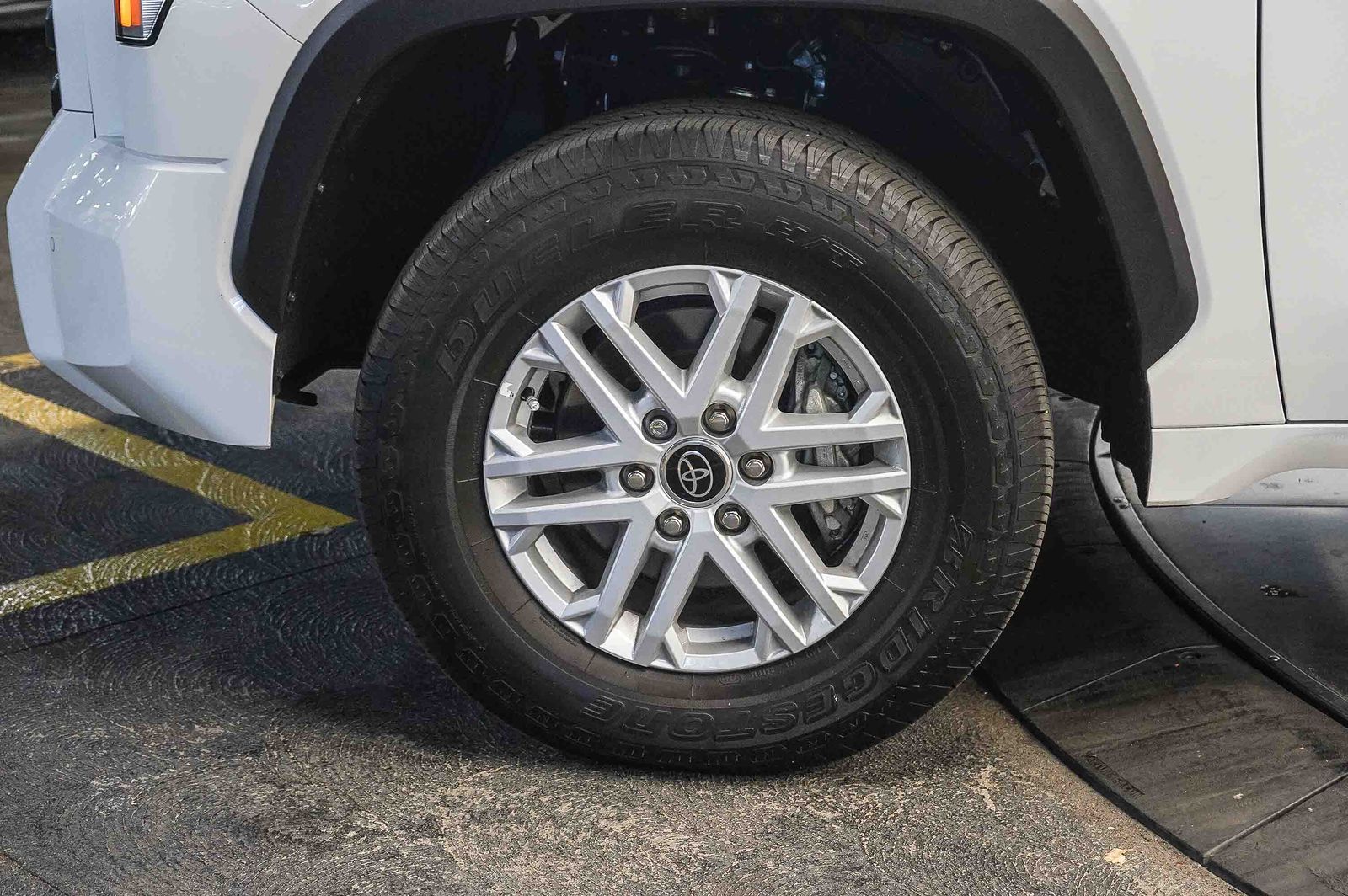 Thumbnail: 2024 Toyota Tundra - 6