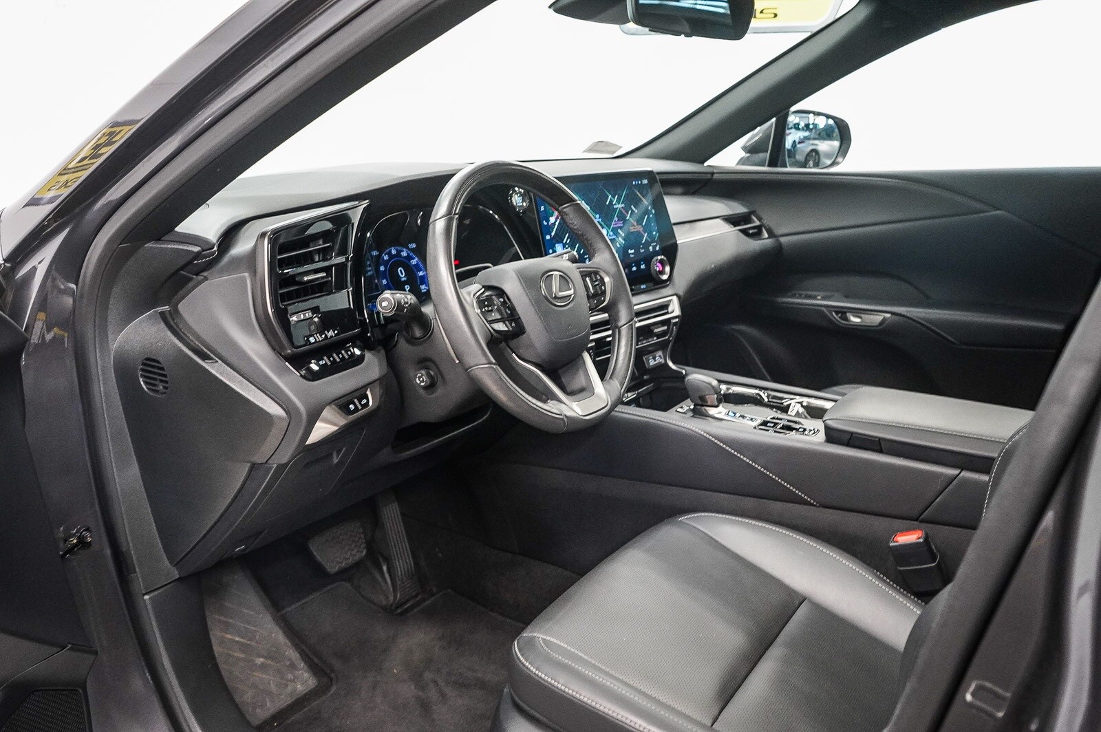 Thumbnail: 2024 Lexus RX - 18