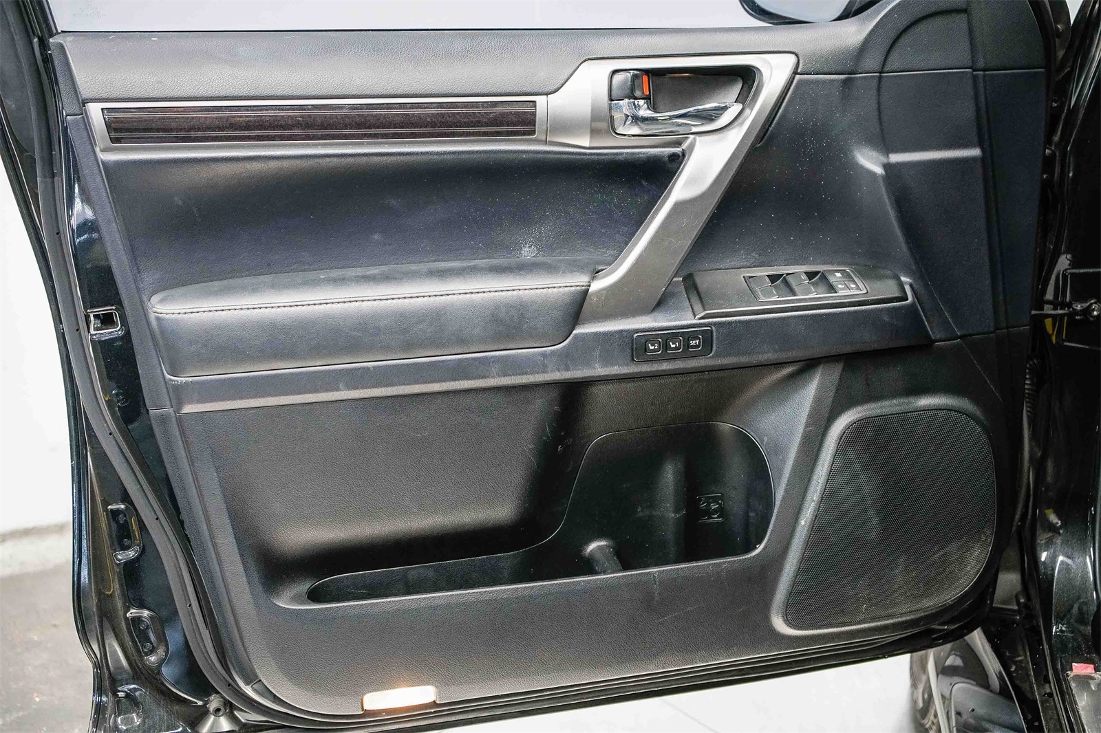 Thumbnail: 2023 Lexus GX - 20