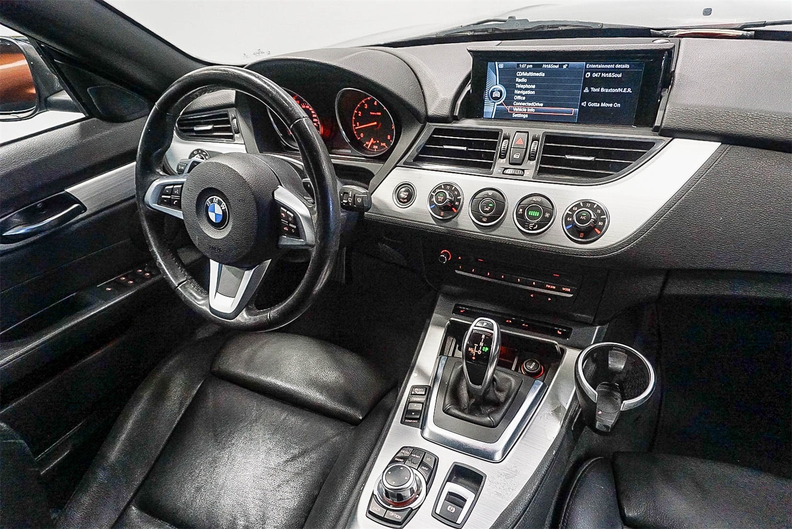 Thumbnail: 2016 BMW Z4 - 12