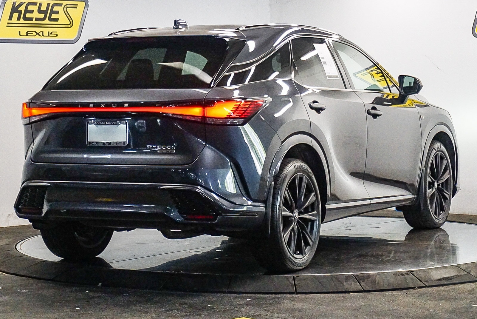 Thumbnail: 2024 Lexus RX - 4