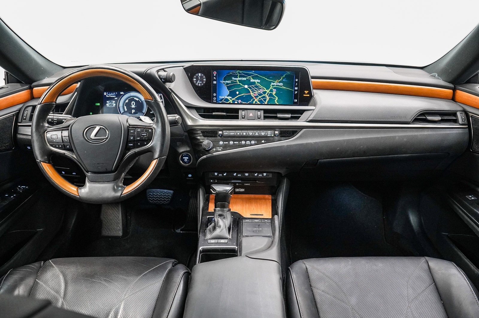 Thumbnail: 2020 Lexus ES - 12