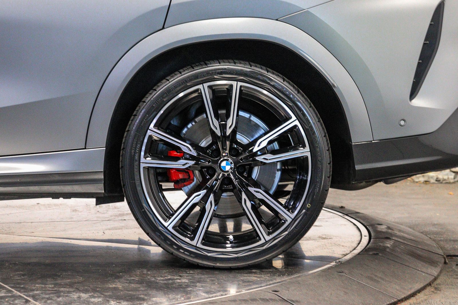 Thumbnail: 2026 BMW X6 - 10