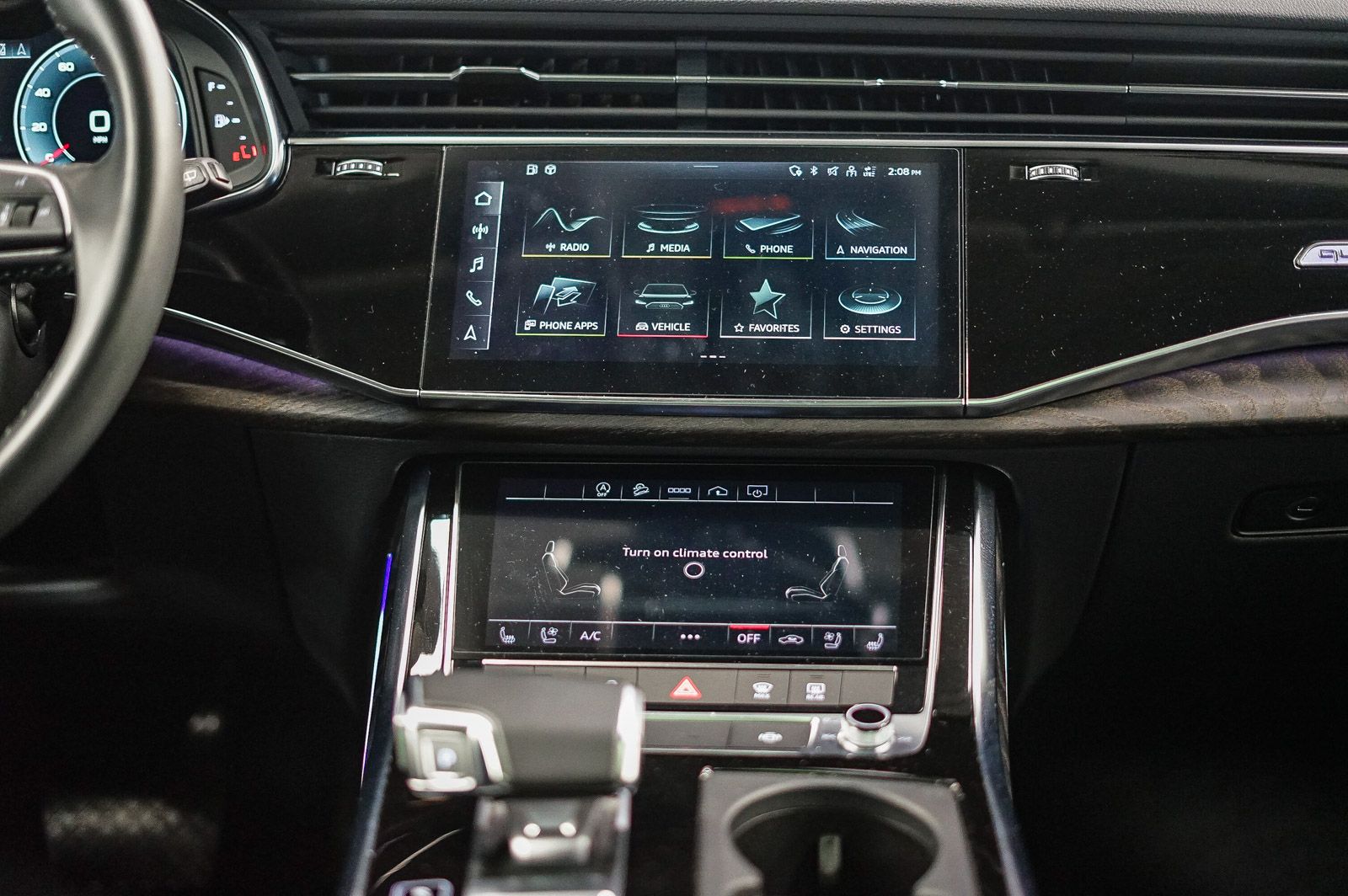 Thumbnail: 2022 Audi Q8 - 14