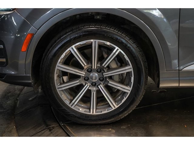 Thumbnail: 2017 Audi Q7 - 9