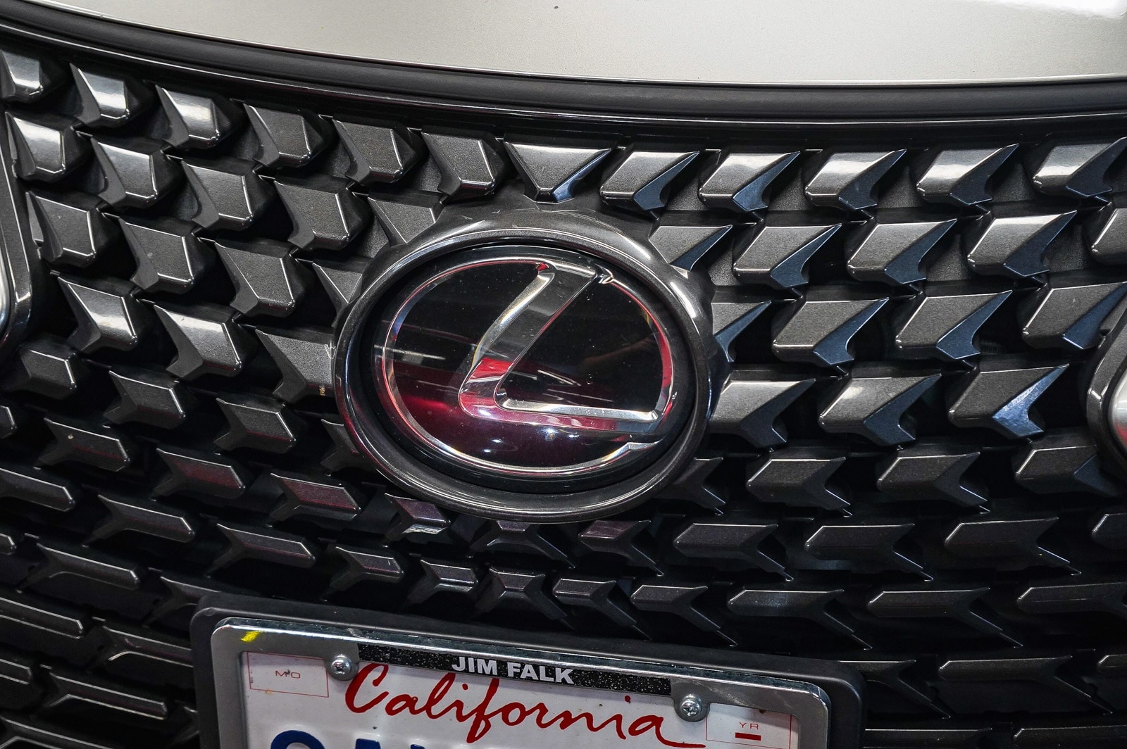Thumbnail: 2022 Lexus UX - 8