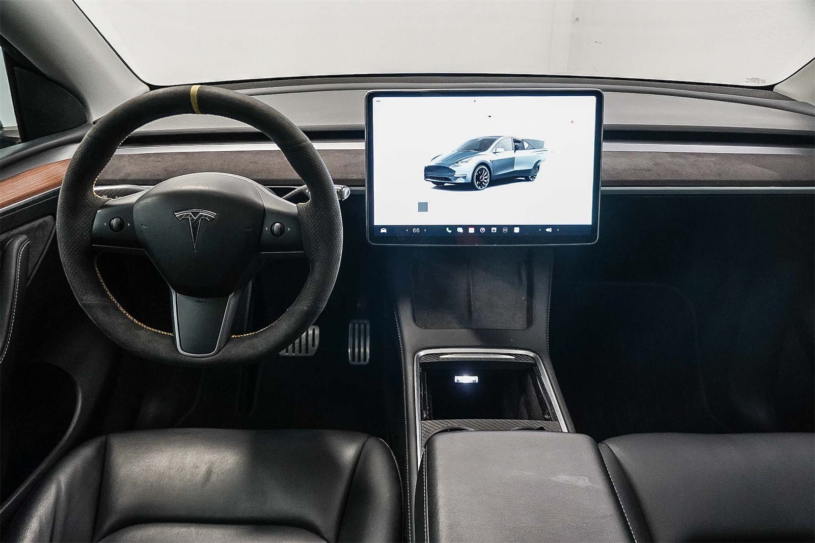 Thumbnail: 2023 Tesla Model Y - 11